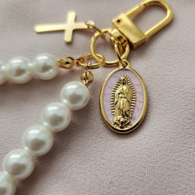 Pearl Wristlet Keychain – Faith Charm Accessory with Custom Initial