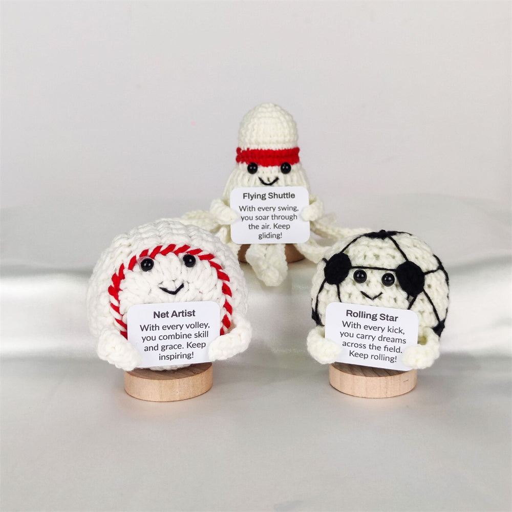 Gestrickte Sportbälle mit Aufmunterungskärtchen – Das perfekte Geschenk für Sportfans