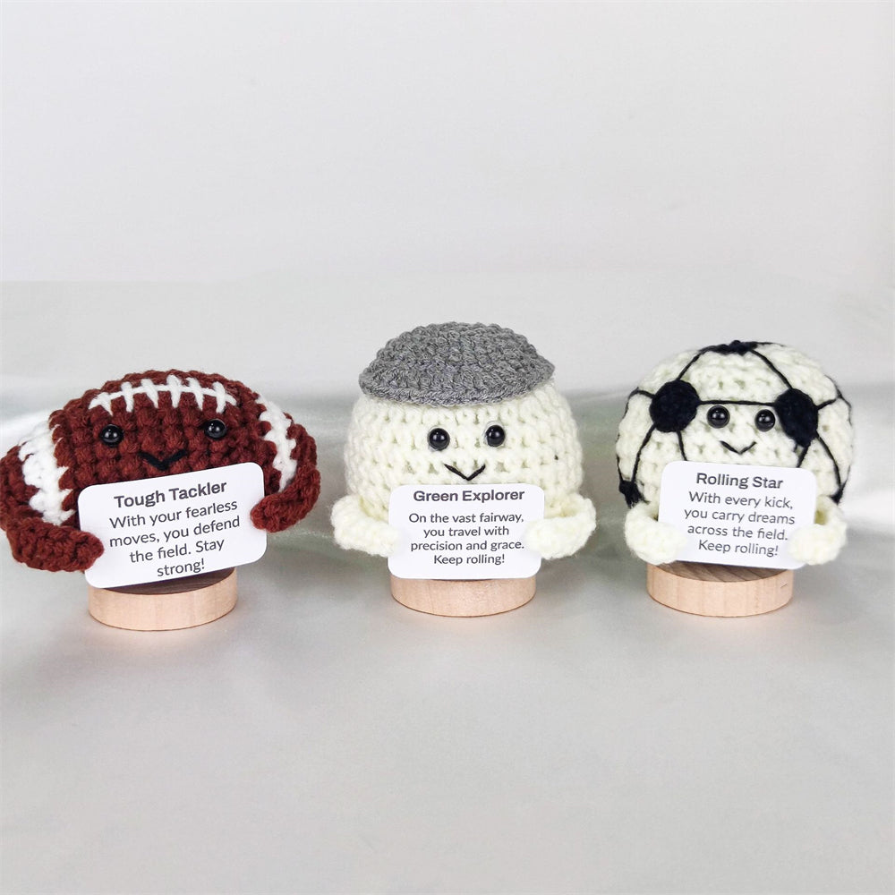 Gestrickte Sportbälle mit Aufmunterungskärtchen – Das perfekte Geschenk für Sportfans