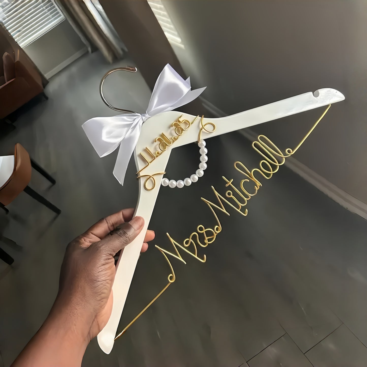 Personalized Bride Wedding Hanger with Name & Date – Pearl Detail