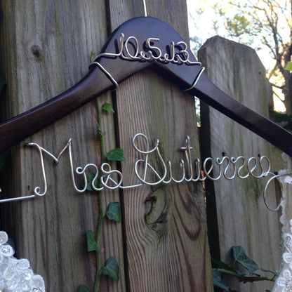Personalized Bride Wedding Hanger with Name & Date – Pearl Detail