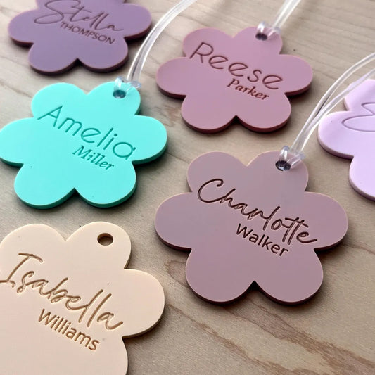 Custom Acrylic Daisy Backpack Tag – Personalized Name ID Tag