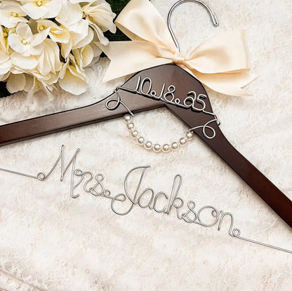 Personalized Bride Wedding Hanger with Name & Date – Pearl Detail