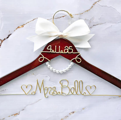 Personalized Bride Wedding Hanger with Name & Date – Pearl Detail
