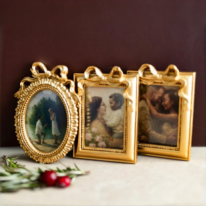 Custom Photo Oil Painting Style Frame Ornament – Family & Couple Christmas Gift